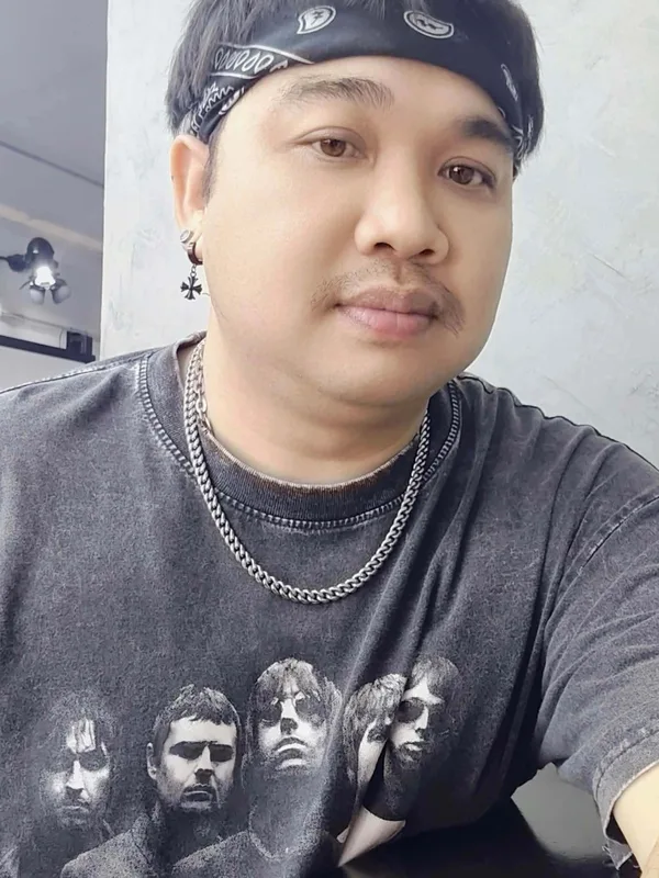 Ott, barber at Together Barbershop Pattaya