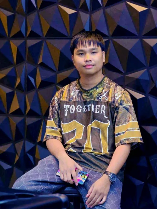 Rain, barber at Together Barbershop Pattaya