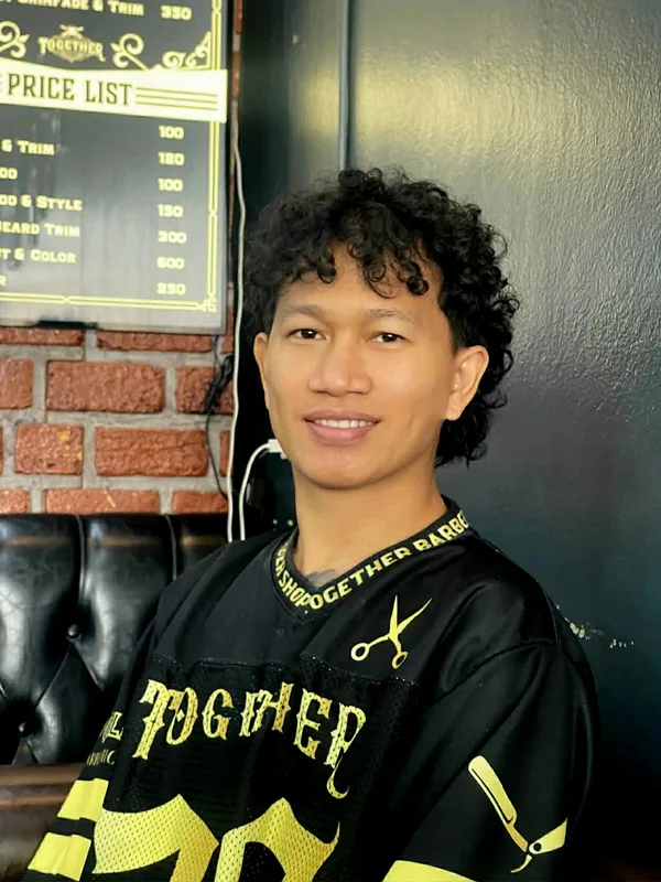 Tom, barber at Together Barbershop Pattaya